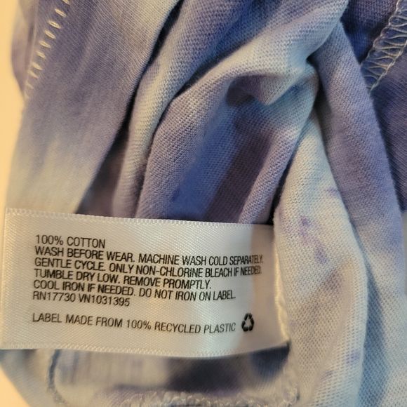 Universal Thread Short Sleeve Pocket T-Shirt Blue Tie Dye S/M  Crew .Neck New - Picture 6 of 7